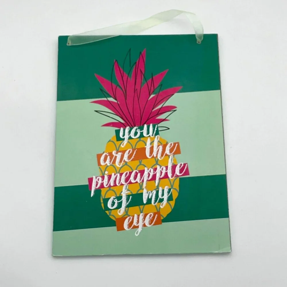 Pineapple Themed Hanging Wood Sign & Sur La Table Pineapple Melamine Plates NWT